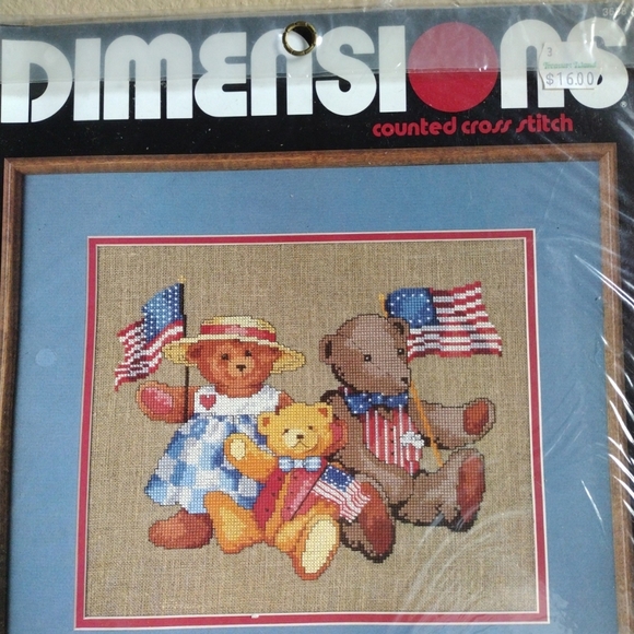 Dimensions Bear Patriots Counted Cross Stitch Kit #3688 Vintage Sewing Crafts - Picture 2 of 5